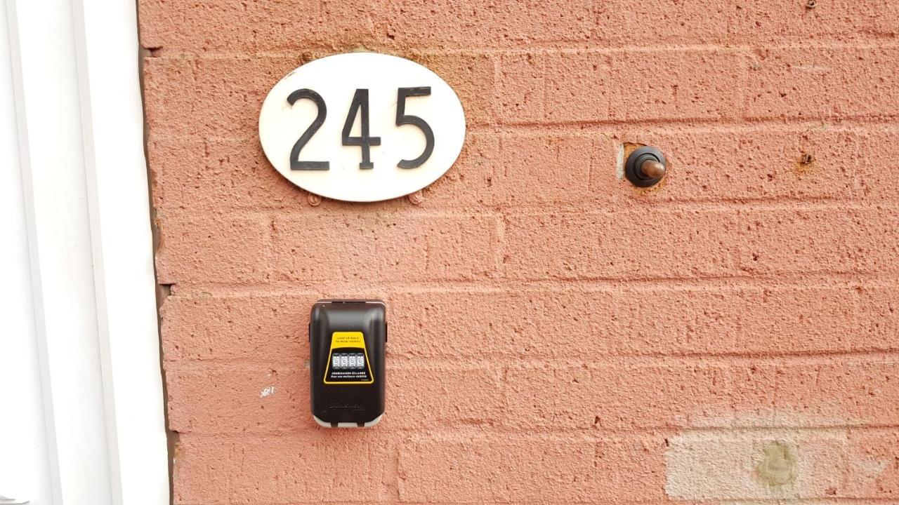 Cudworth House, Barnsley For Contractors & Families, Free Parking, High Speed Wifi Etcヴィラ エクステリア 写真